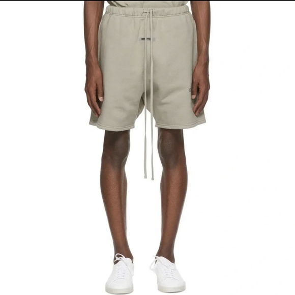 Fear of God Essentials Shorts Small - Picture 2 of 12